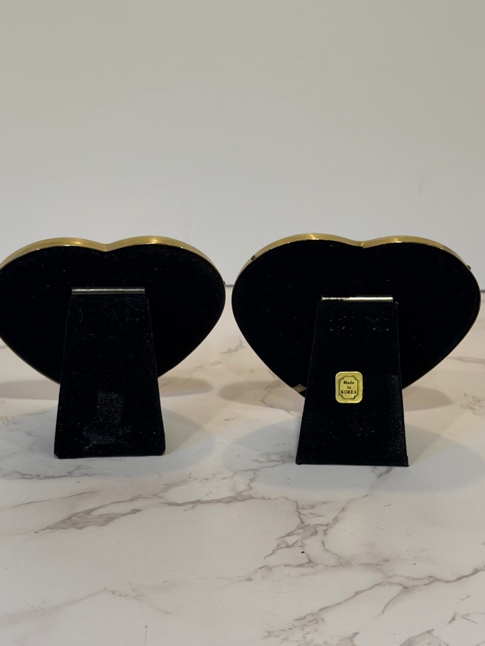 Vintage Pair of Solid Brass Heart Picture Frames Tarnish Resistant 3”x 3” - Picture 3 of 5